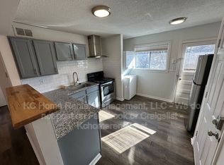 8443 Lowell Ave APT 43B, Overland Park, KS 66212