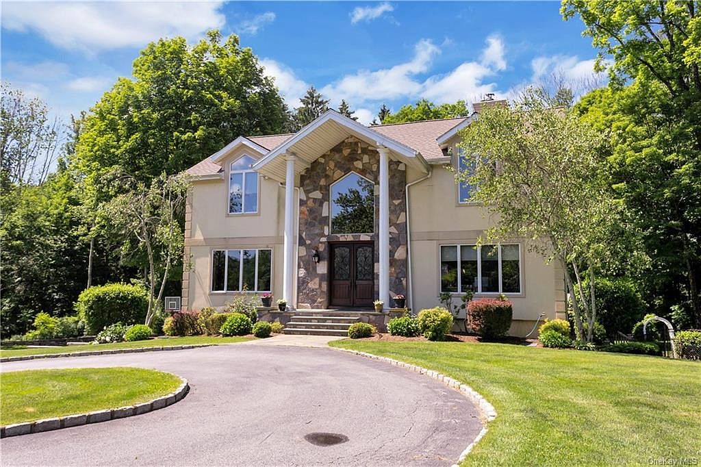 4 Deer Park Drive, Amawalk, NY 10501 Zillow