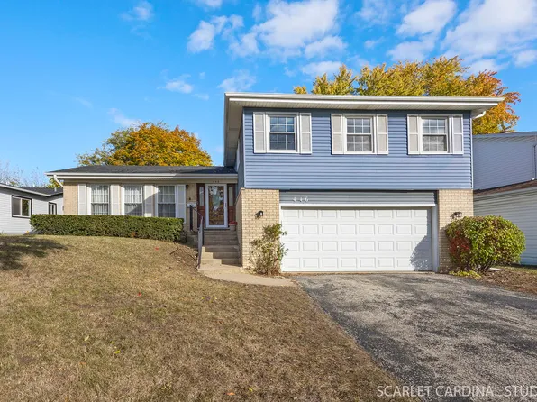 446 Manor Hill Ln, Lombard, IL 60148