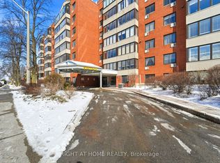 225 Alvin Rd N #309, Ottawa, ON K1K4H6