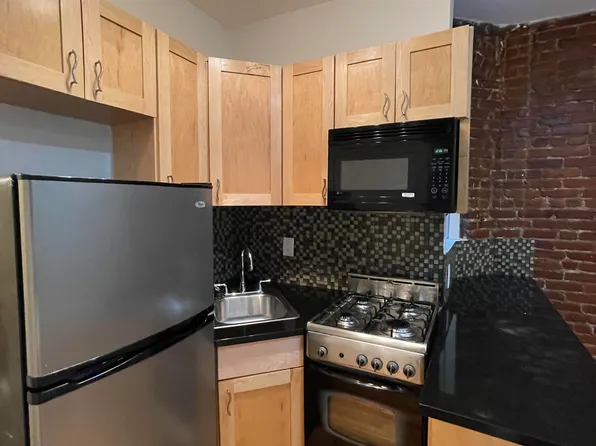 320 East 73rd Street image 3 of 7