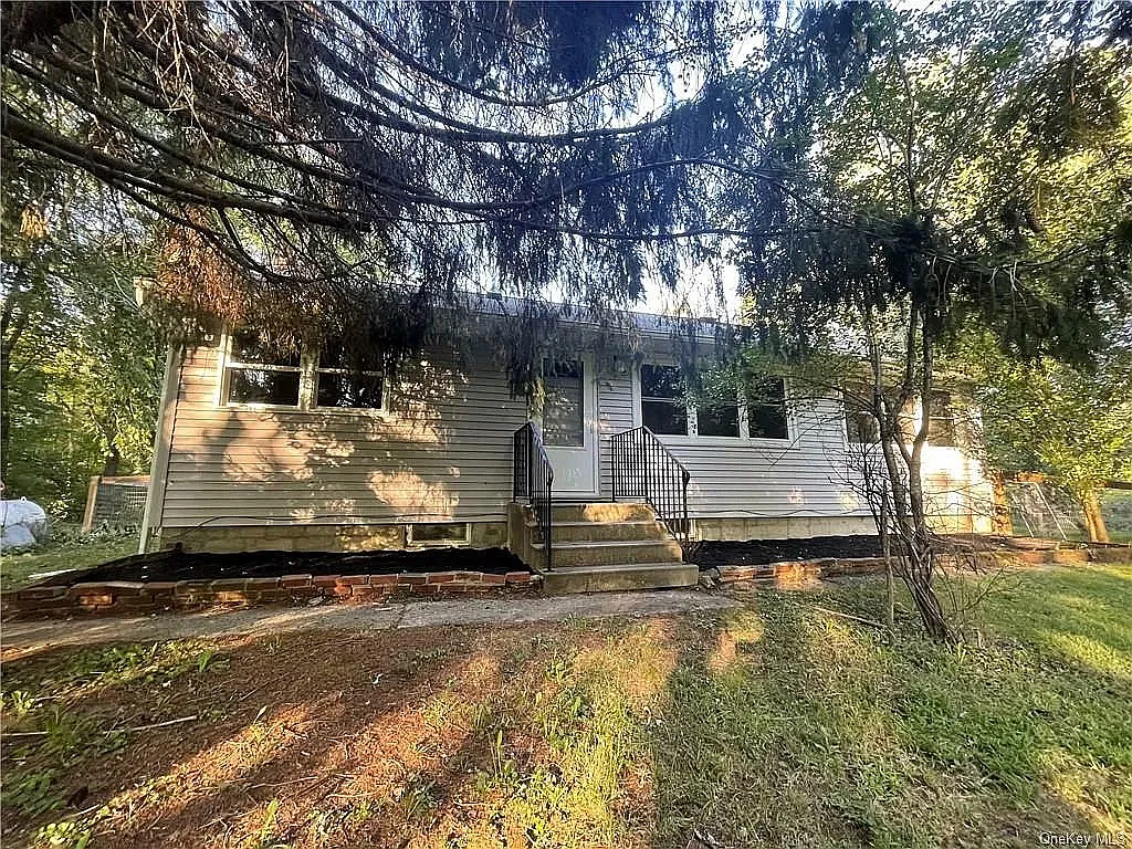 3 bed, 1008 sqft, $2,900 — Photo 4