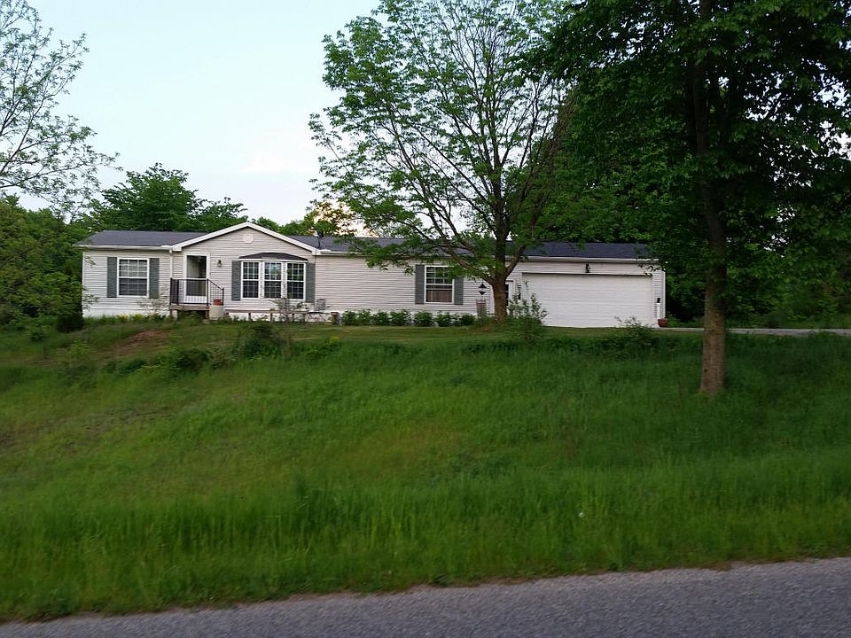 1st image of 1226 S 102nd Ave