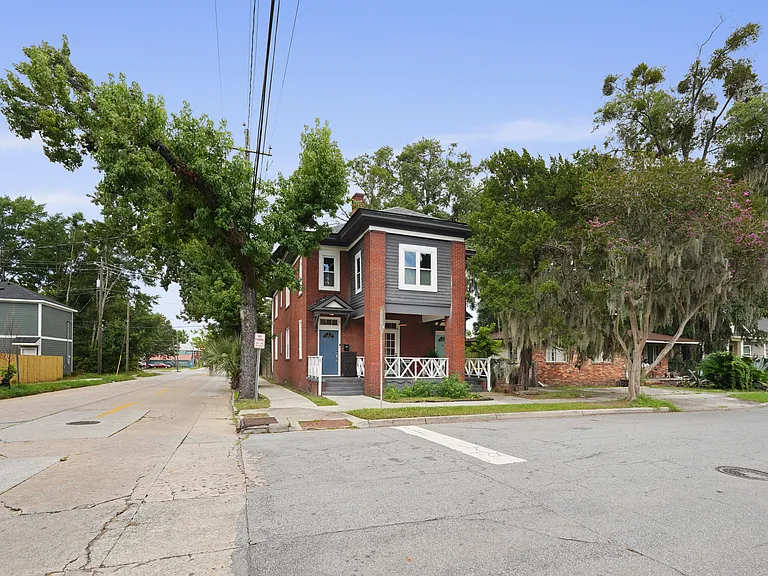 902 E Bolton St #A — Photo 5
