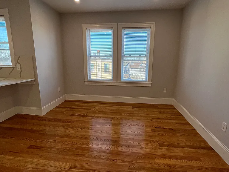 77 Winchester St #3 — Photo 6