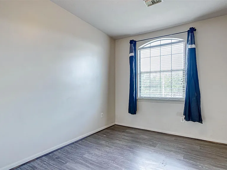 3742 E Ashford Villa Ln — Photo 36