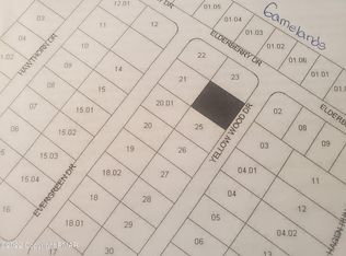 304 Yellow Wood Dr, Gouldsboro, PA 18424