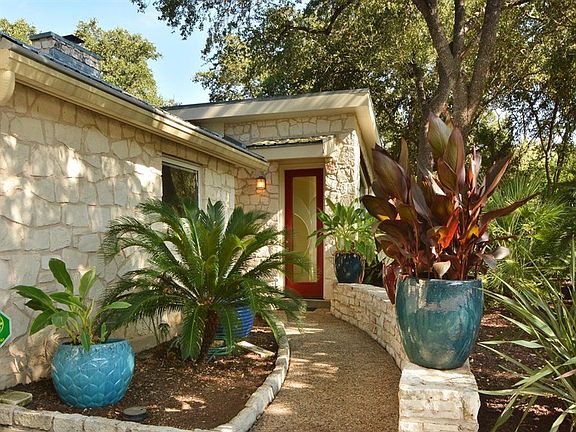 4th image of 6320 Sprucewood Dr