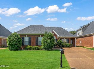 2952 Dawkins Cv, Southaven, MS 38672