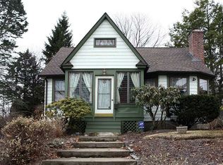 20 Fairmount Ave, Lincoln, RI 02865