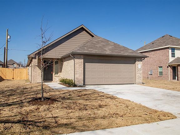 2nd image of 1506 E Cardinal Dr