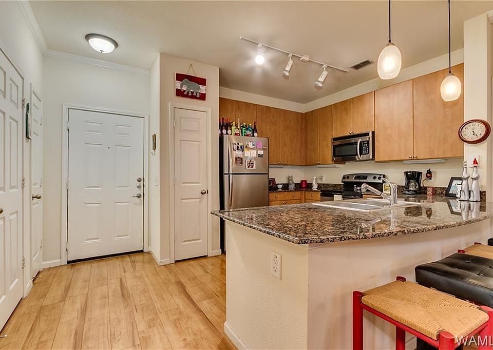 1st image of 1901 5th Ave E Unit 2108
