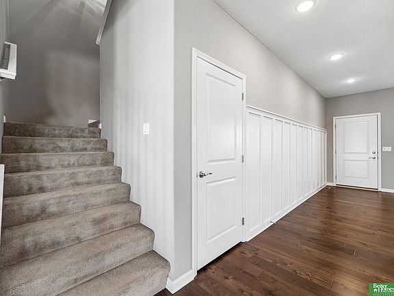 4th image of 11021 Cove Hollow Dr