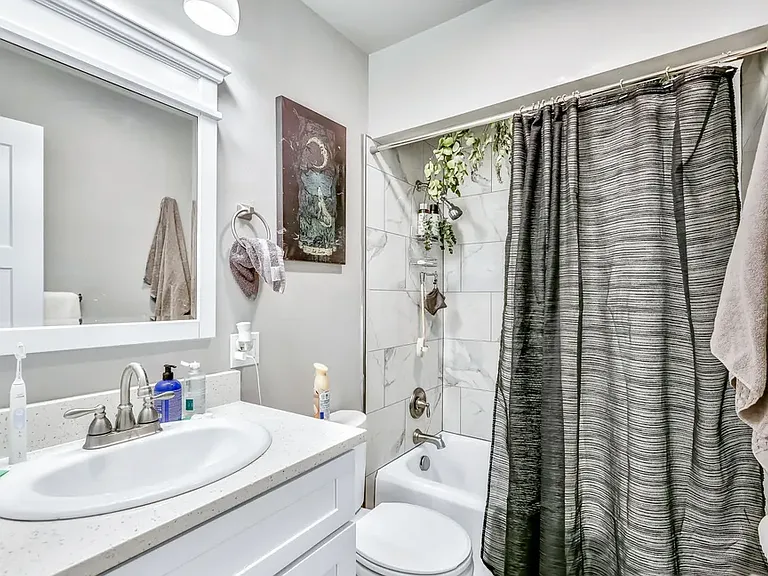 415 S Coeur D Alene St #415 — Photo 22
