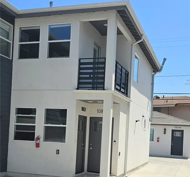 10824 Long Beach Blvd