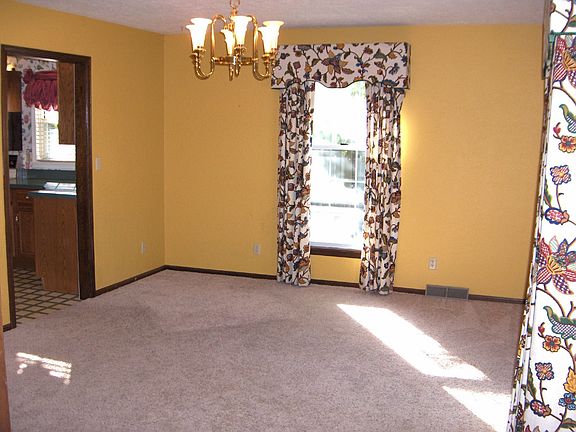 Living Rm