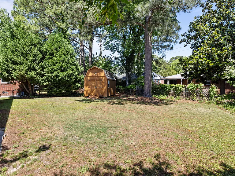 6176 Newark Ave — Photo 21