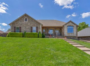 1190 E Headley St, Springfield, MO 65803