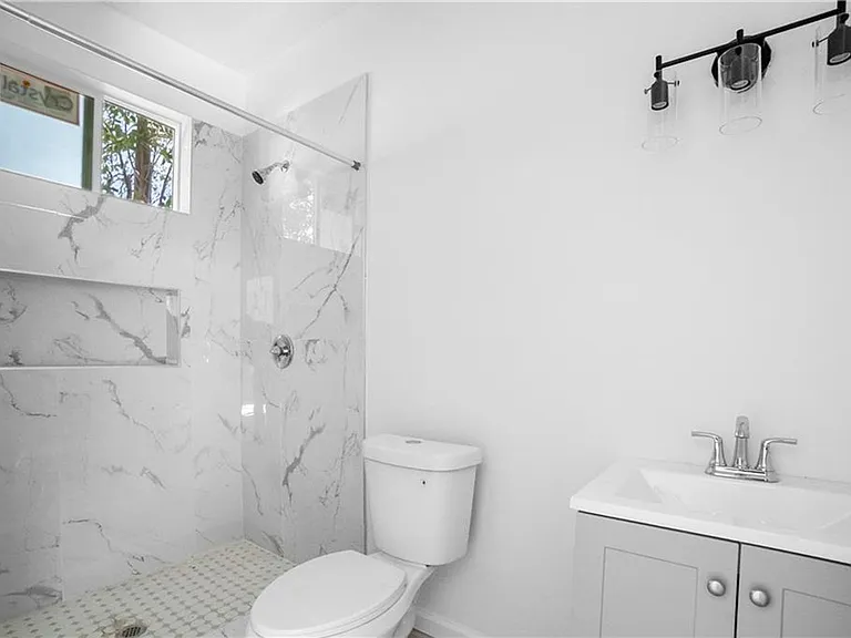 20538 Enadia Way — Photo 4