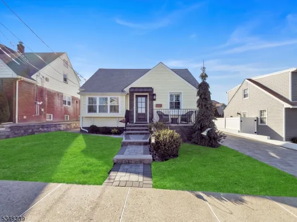 23 Bella Vista Ave, Saddle Brook Twp., NJ 07663