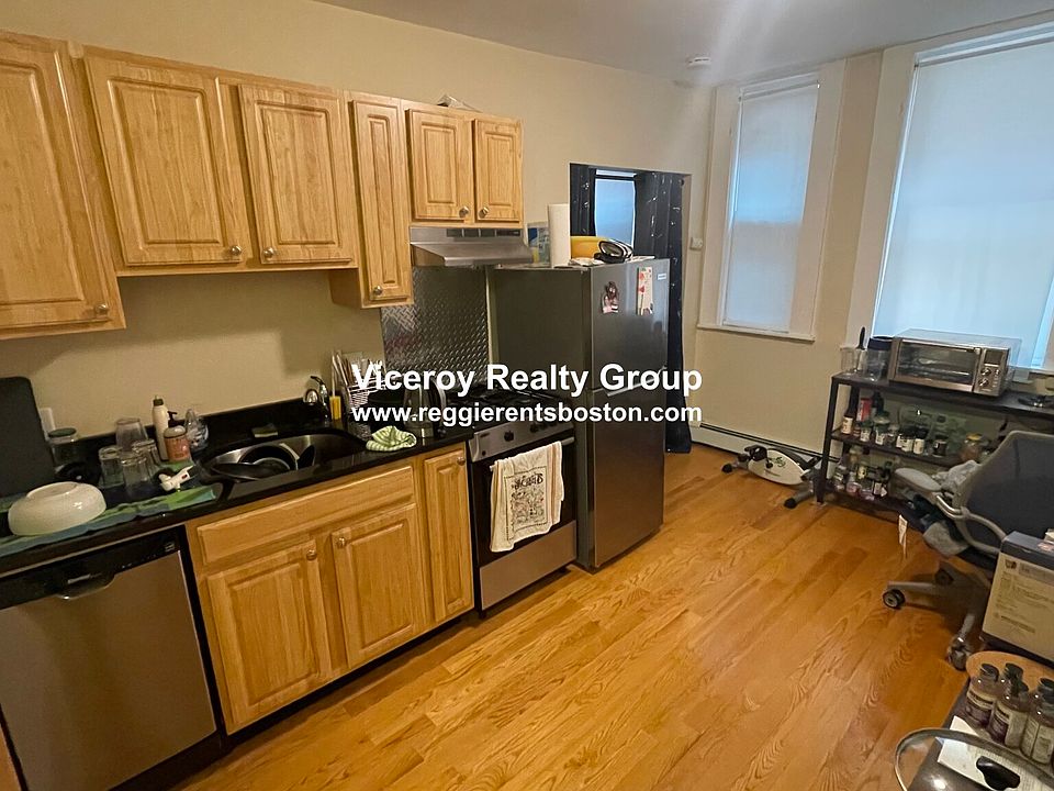 1st image of 232 Cambridge St #3V