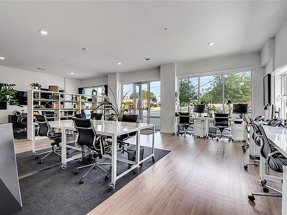 5th image of 4361 S Congress Ave Unit 101