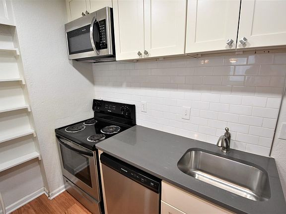 5th image of 1818 Arapahoe Ave #1A