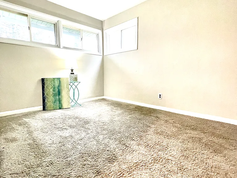 1740 Hanover St — Photo 25