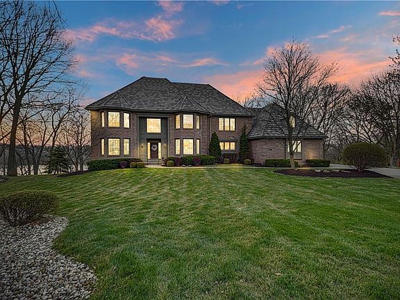 5th image of 60 W Dundee Ct