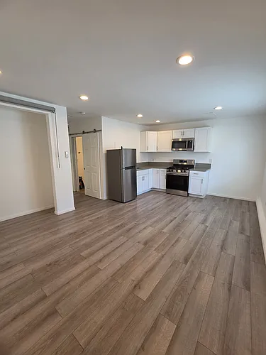 7224 Maynard Ave Photo 1