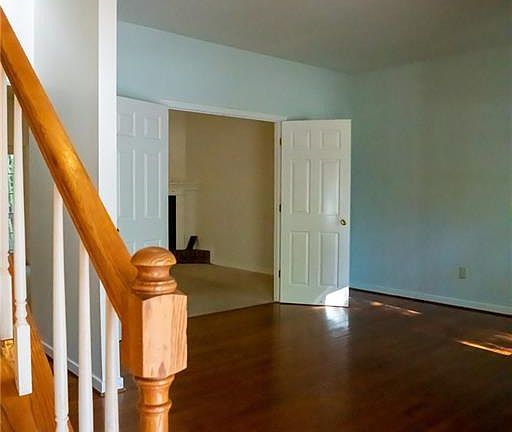 3rd image of 14112 Woodsacre Ln