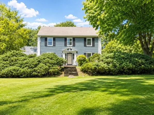 209 Follen Rd, Lexington, MA 02421