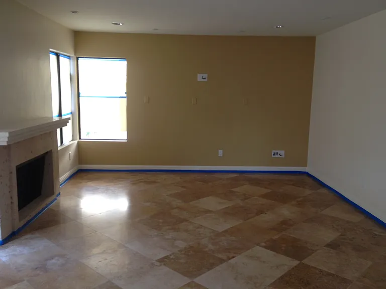 1045 Paseo Del Norte — Photo 9