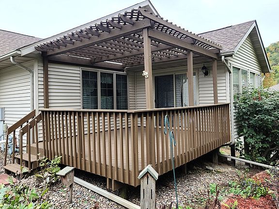 4th image of 71 Shady Oak Ct