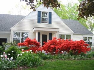28719 W Oakland Rd, Bay Village, OH 44140