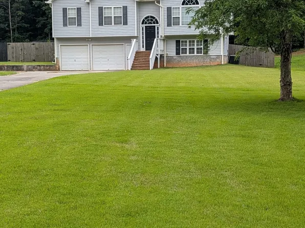 156 Diamond Ct, Carrollton, GA 30116
