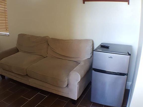3rd image of 1861 NW 37th Ave #1