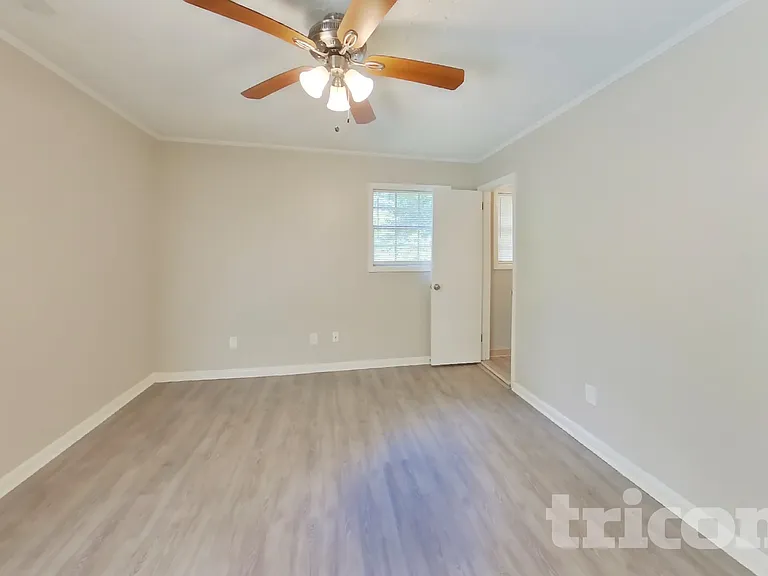 2270 Emerald Castle Dr — Photo 18