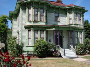 687 12th St, Astoria, OR 97103