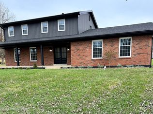 8709 Lakeridge Dr, Louisville, KY 40272