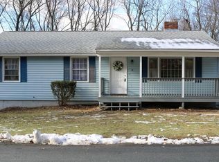 15 Laurel Dr, Millbury, MA 01527