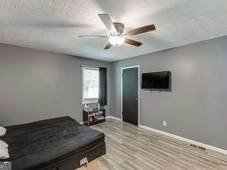 2193 Kings Forest Dr SE — Photo 14