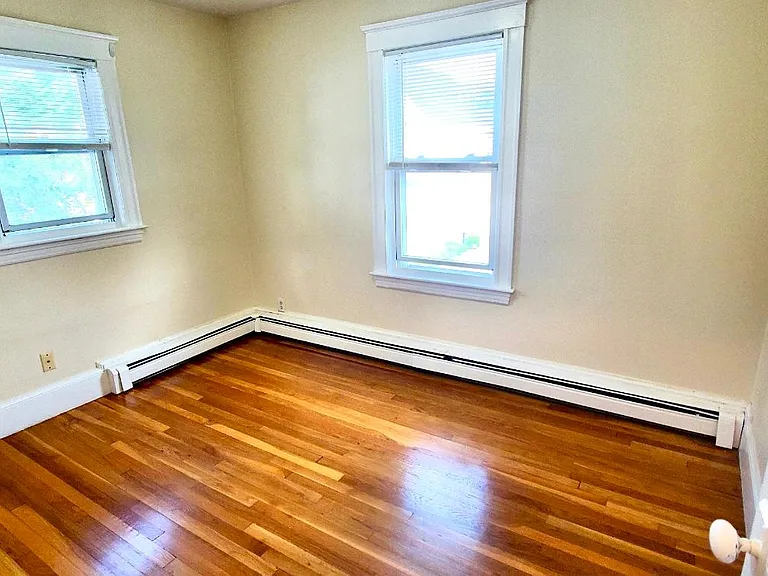 43 Eddie St #2R — Photo 9