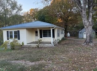 1212 Dotsonville Rd, Clarksville, TN