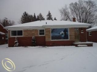 8960 San Jose, Redford, MI 48239