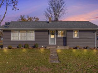 1130 Frisbie Blvd, Springfield, MI 49037