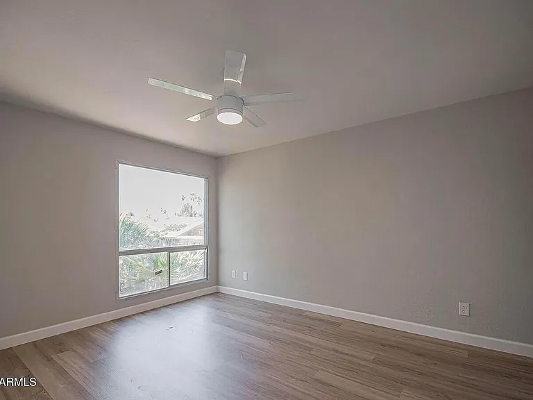 1646 E Hermosa Dr — Photo 15