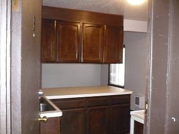 3rd image of 223 Washington Ave APT 3