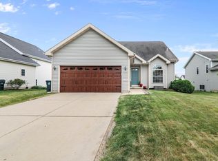 5313 Bauer Dr, Madison, WI 53718
