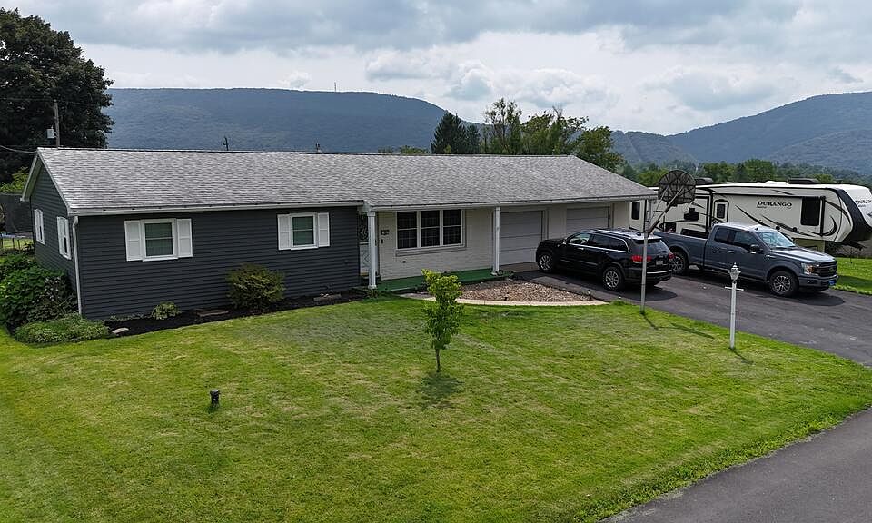 1st image of 58 Woodland Cir
